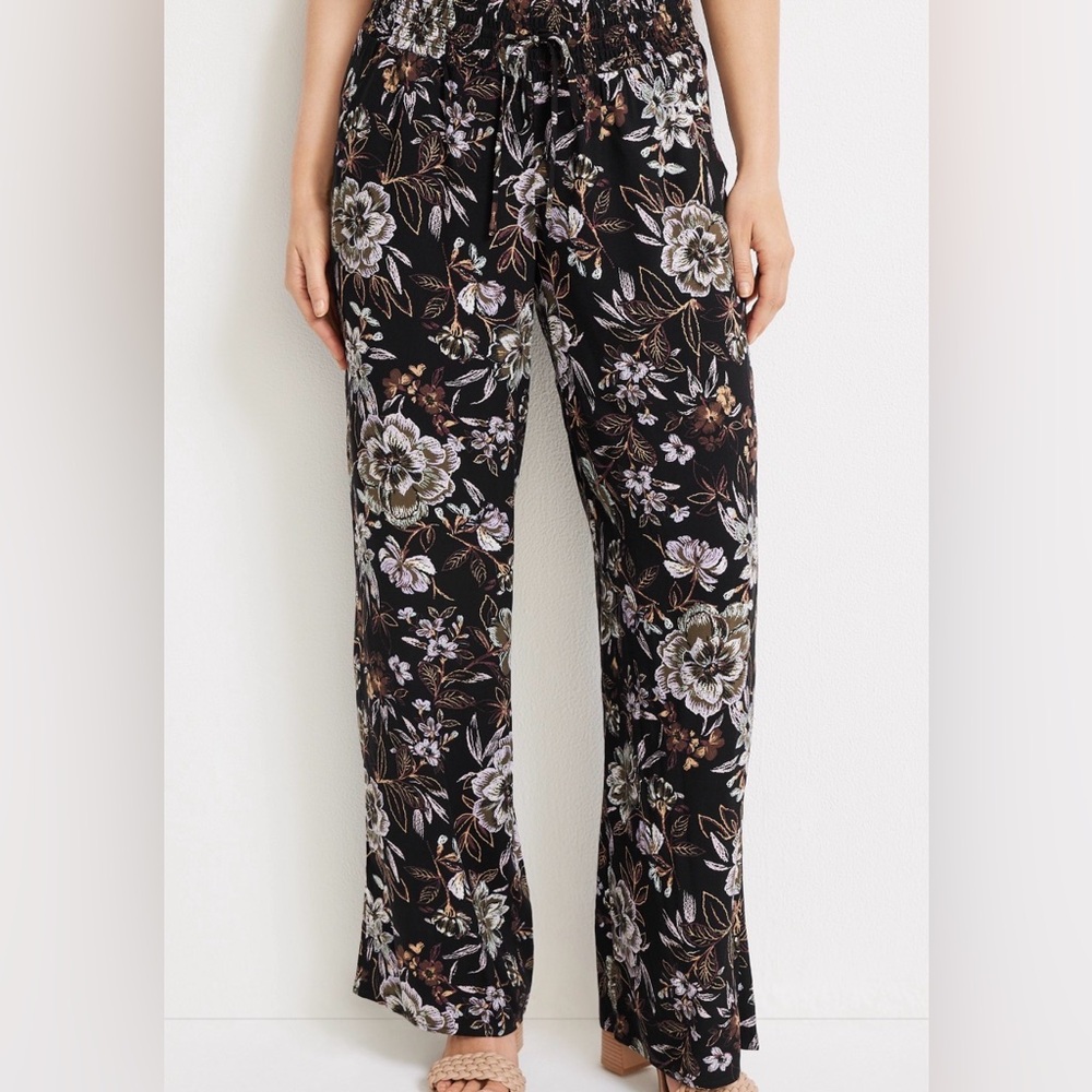 Floral Print Black Pants